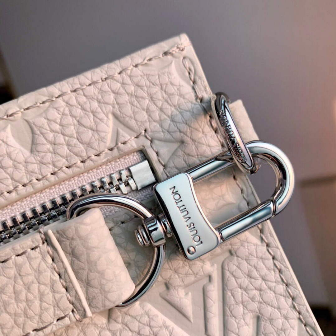 LV M81556 Louis Vuitton Pochette Voyage Other Leathers Light gray - Default Title - View 7