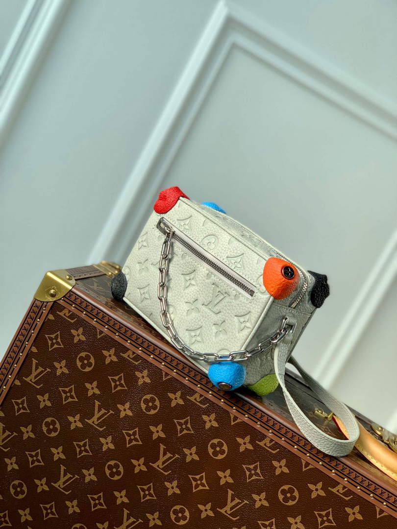 LV M81606 Louis Vuitton Mini Soft Trunk Chalk - Default Title - View 2