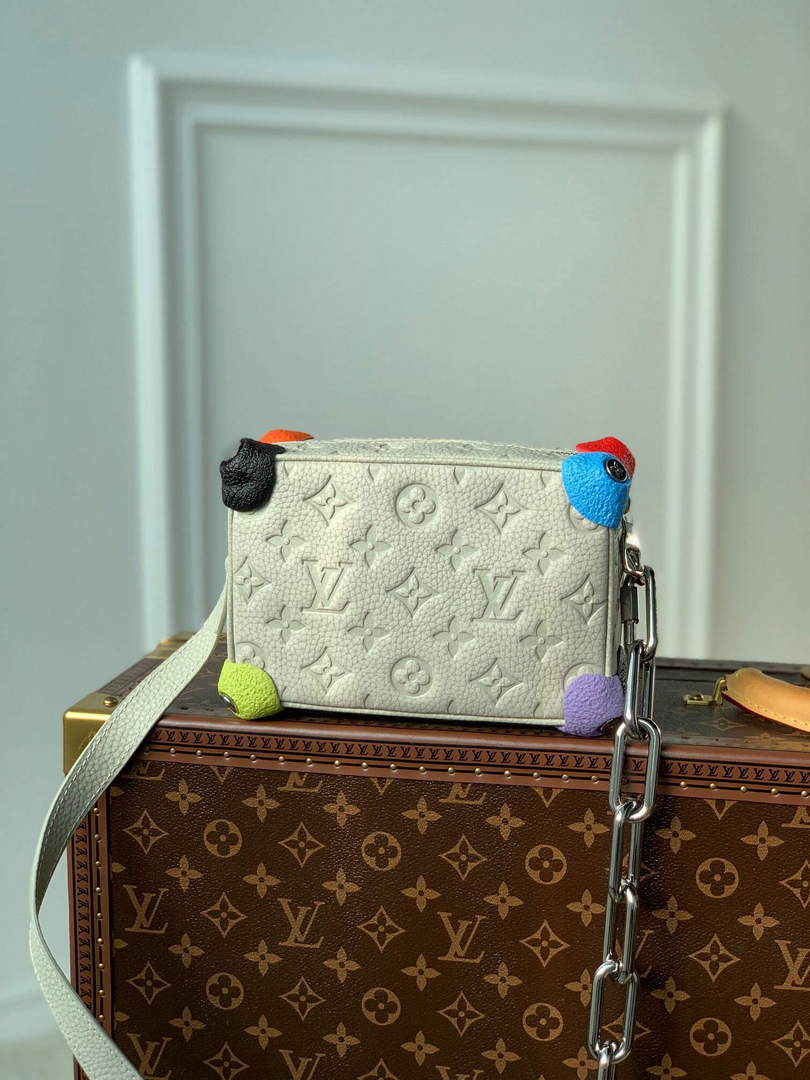 LV M81606 Louis Vuitton Mini Soft Trunk Chalk - Default Title - View 3