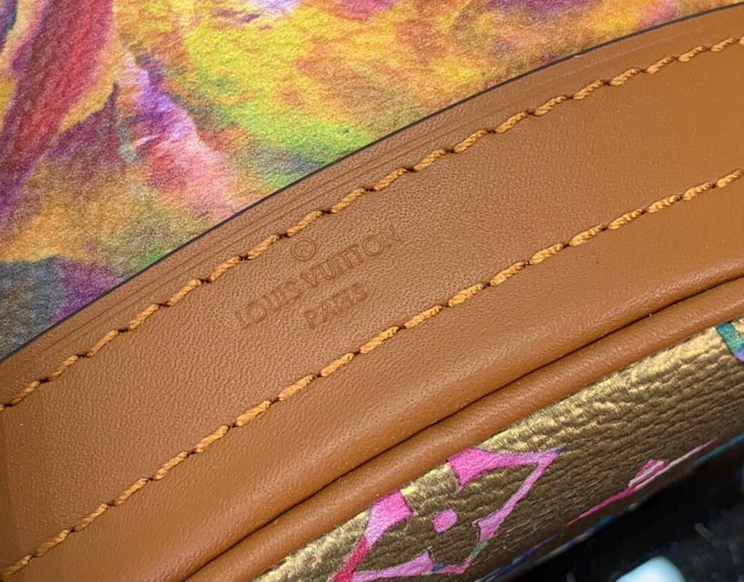 LV M81724 Louis Vuitton Nano Bucket Bag Gold - Default Title - View 5