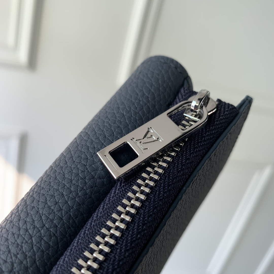 LV M81740 Louis Vuitton Pilot Wallet Dark Blue - Default Title - View 4