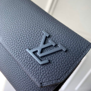 LV M81740 Louis Vuitton Pilot Wallet Dark Blue - Default Title - View 5