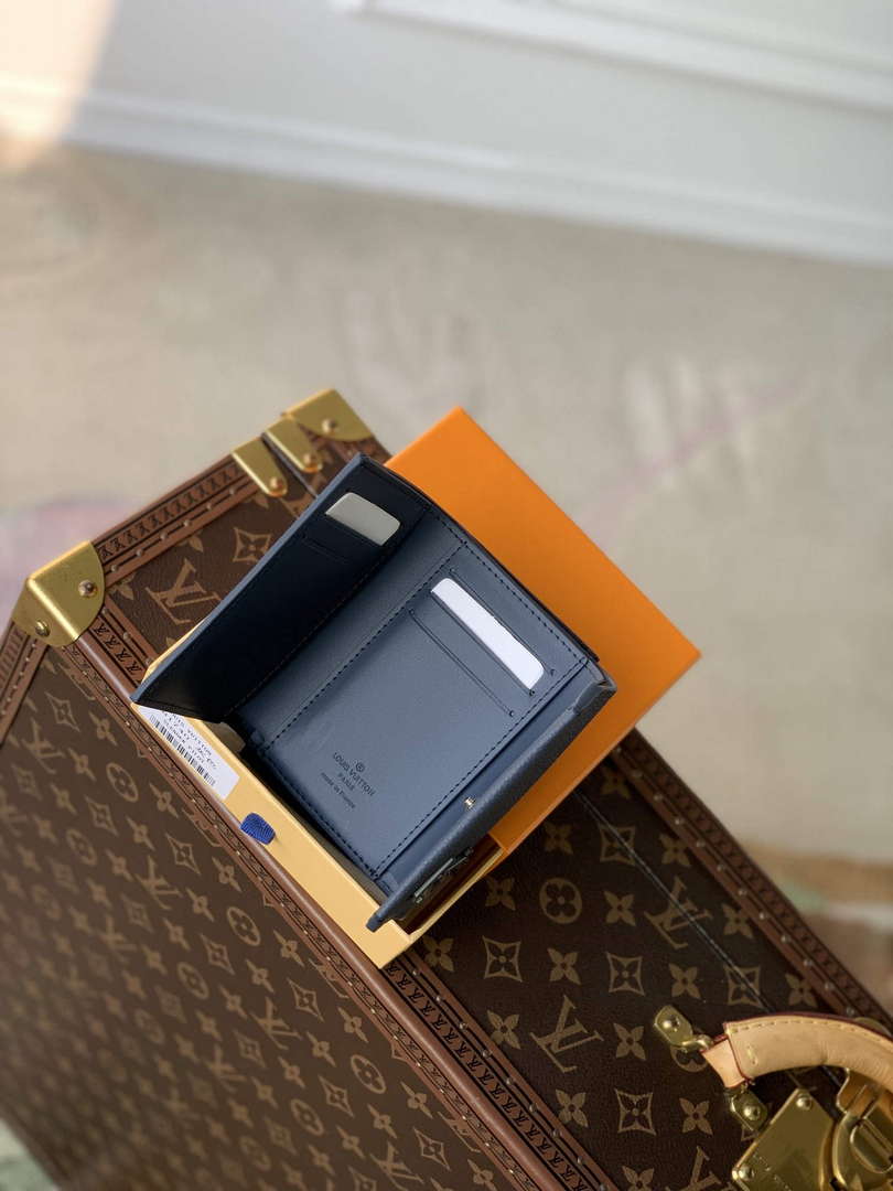 LV M81740 Louis Vuitton Pilot Wallet Dark Blue