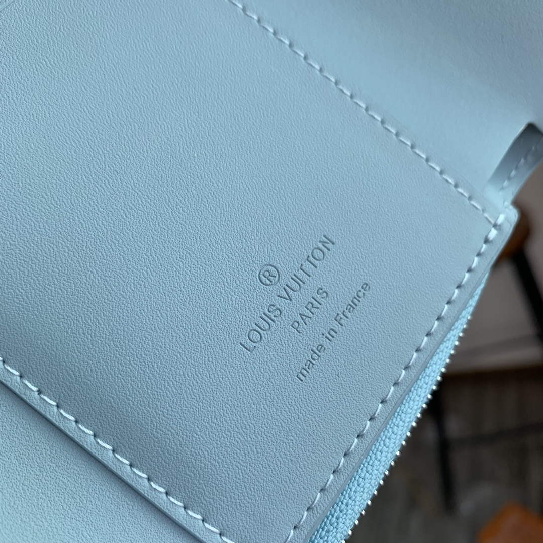 LV M81740 Louis Vuitton Pilot Wallet Light Blue - Default Title - View 4