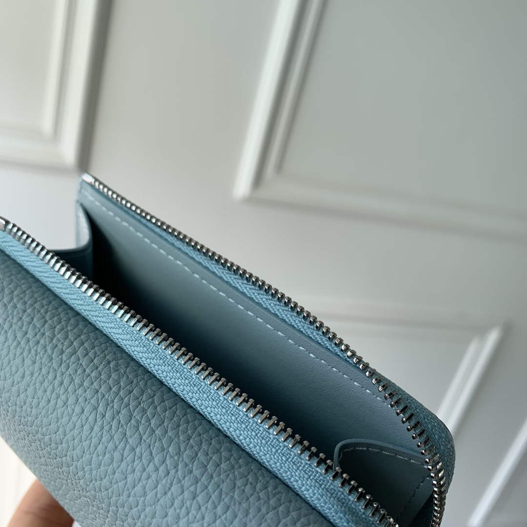 LV M81740 Louis Vuitton Pilot Wallet Light Blue - Default Title - View 8