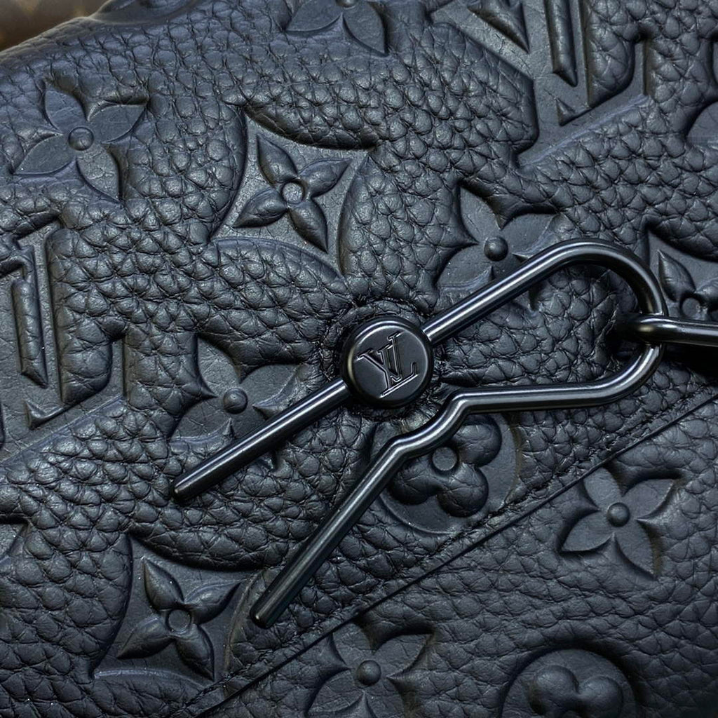 LV M81746 Louis Vuitton Steamer Wearable Wallet Black leather