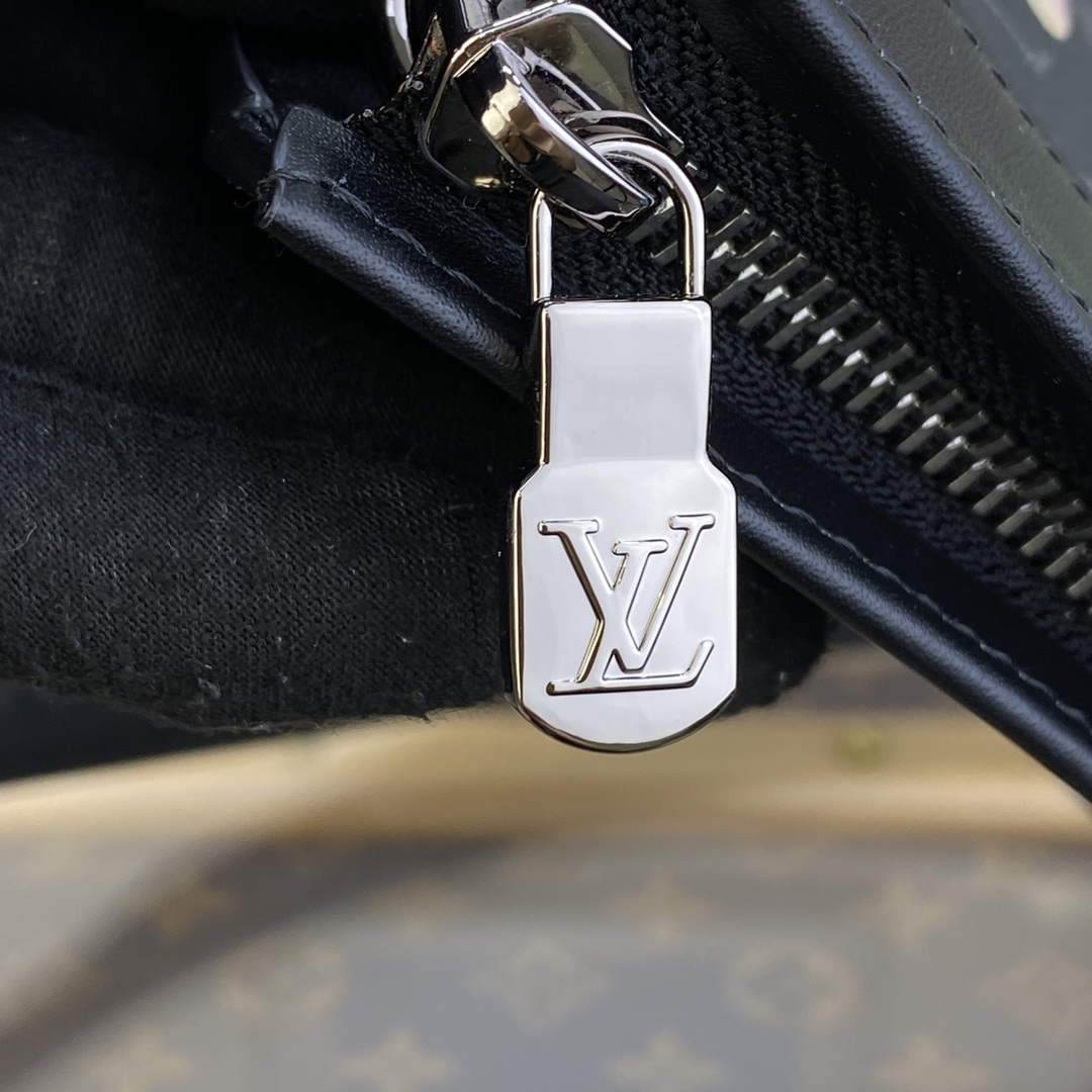 LV M81753 Louis Vuitton Gaston Wearable Wallet - Default Title - View 7