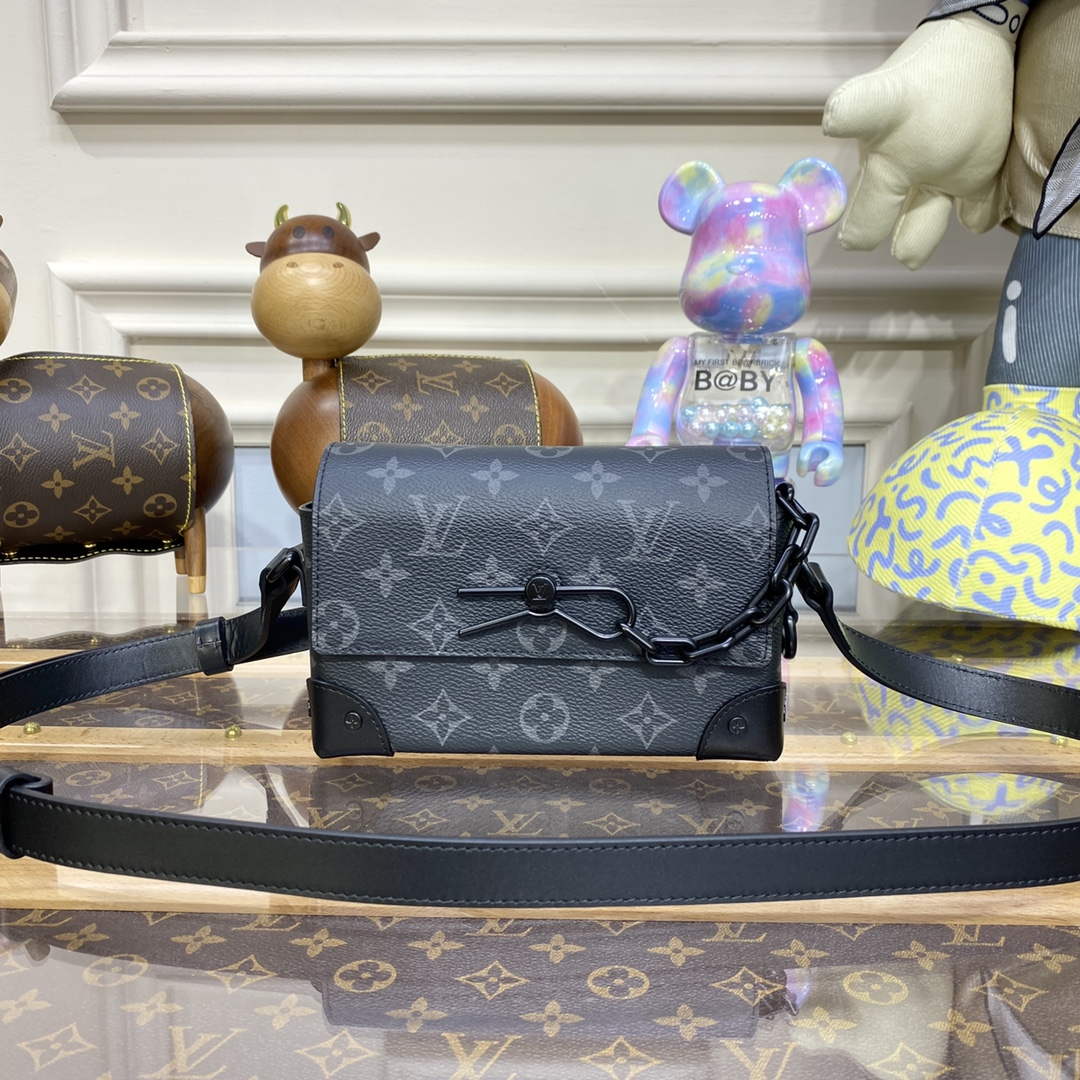 LV M81783 Louis Vuitton Steamer Wearable Wallet Black - Default Title - View 1