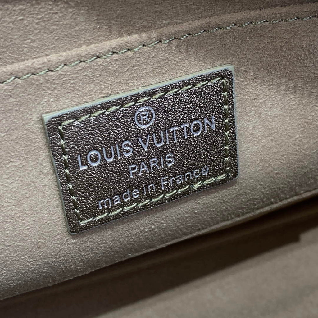 LV M81828 Louis Vuitton Lexington Pouch Bag Light gold
