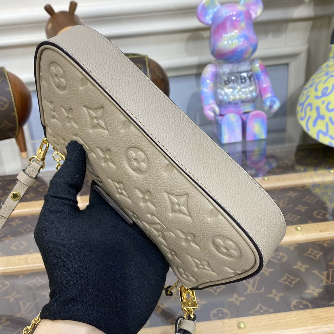 LV M81862 Louis Vuitton Easy Pouch On Strap Bag Monogram empreinte Tourterelle Beige - Default Title - View 4