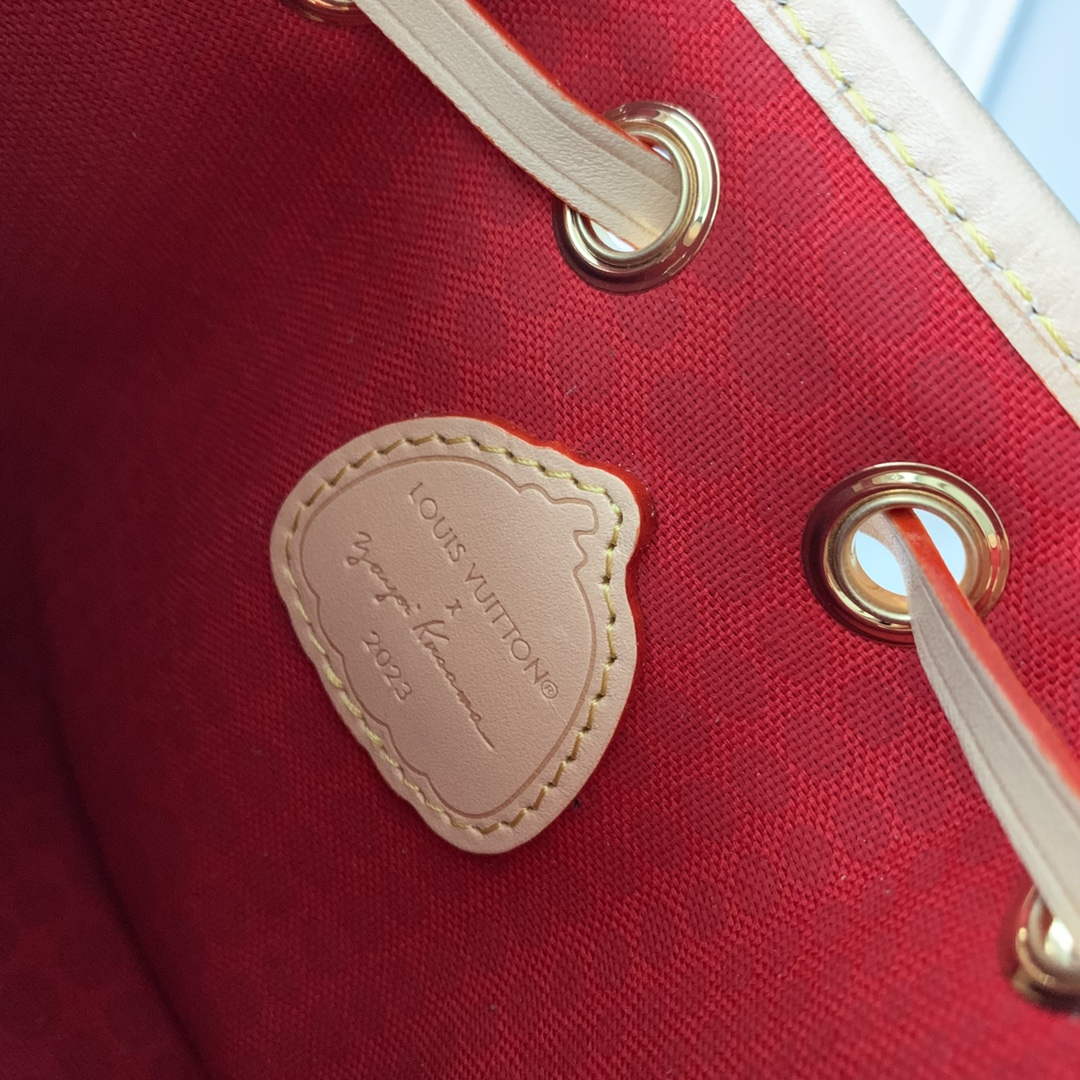 LV M81863 Louis Vuitton LV X YK NANO NO¨¦ Bag (China limited edition)