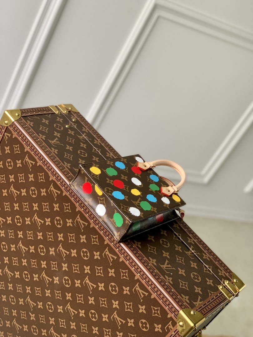 LV M81867 Louis Vuitton LV X YK PETIT Sac Plat Tote Bag - Default Title - View 4
