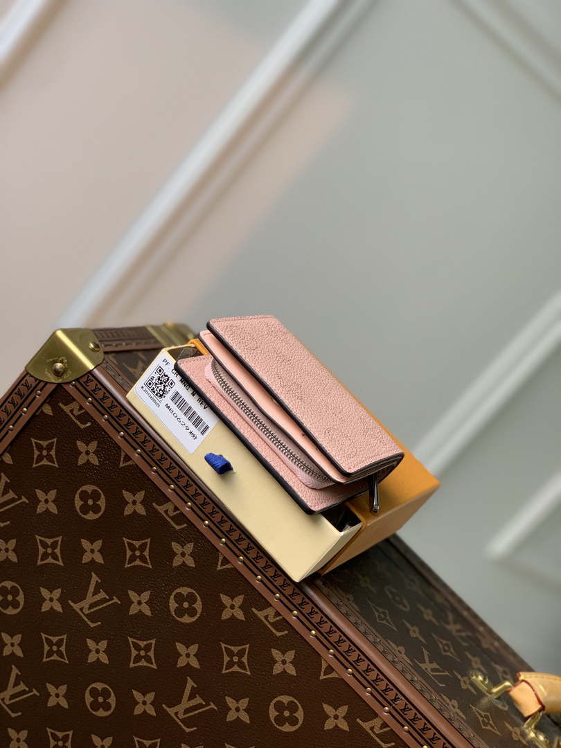LV M82758 Louis Vuitton Cl¨¦a Wallet Mahina Pink