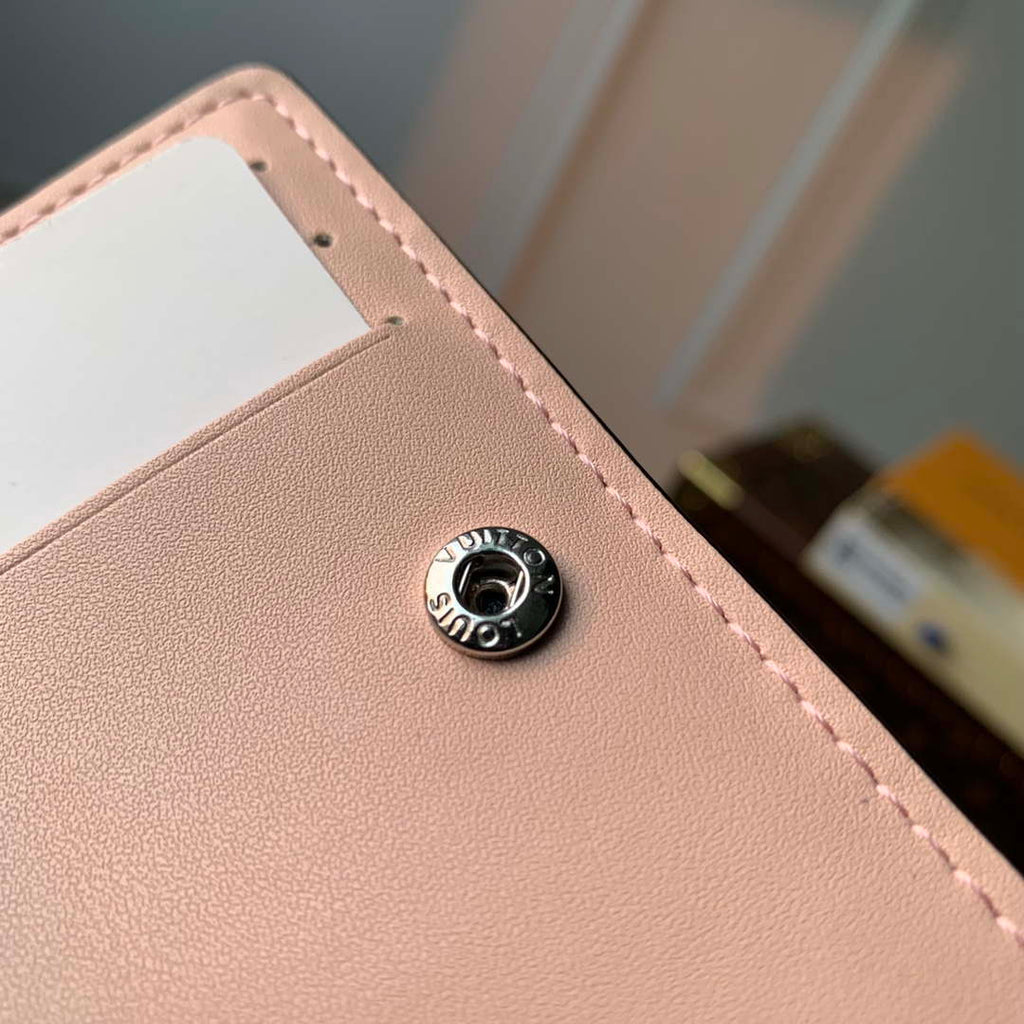 LV M82758 Louis Vuitton Cl¨¦a Wallet Mahina Pink