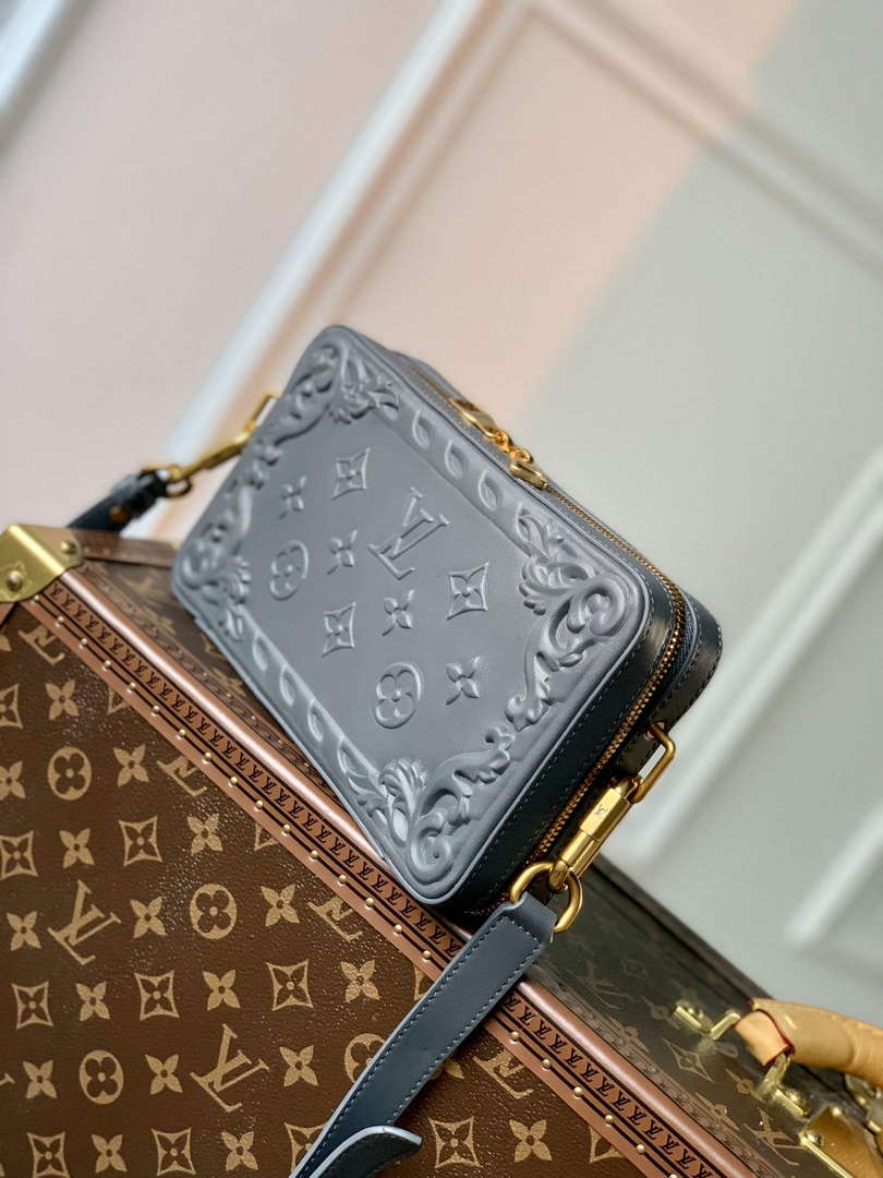 LV M82035 Louis Vuitton Soft Trunk Wearable Wallet Dark Shadow Grey - Default Title - View 3
