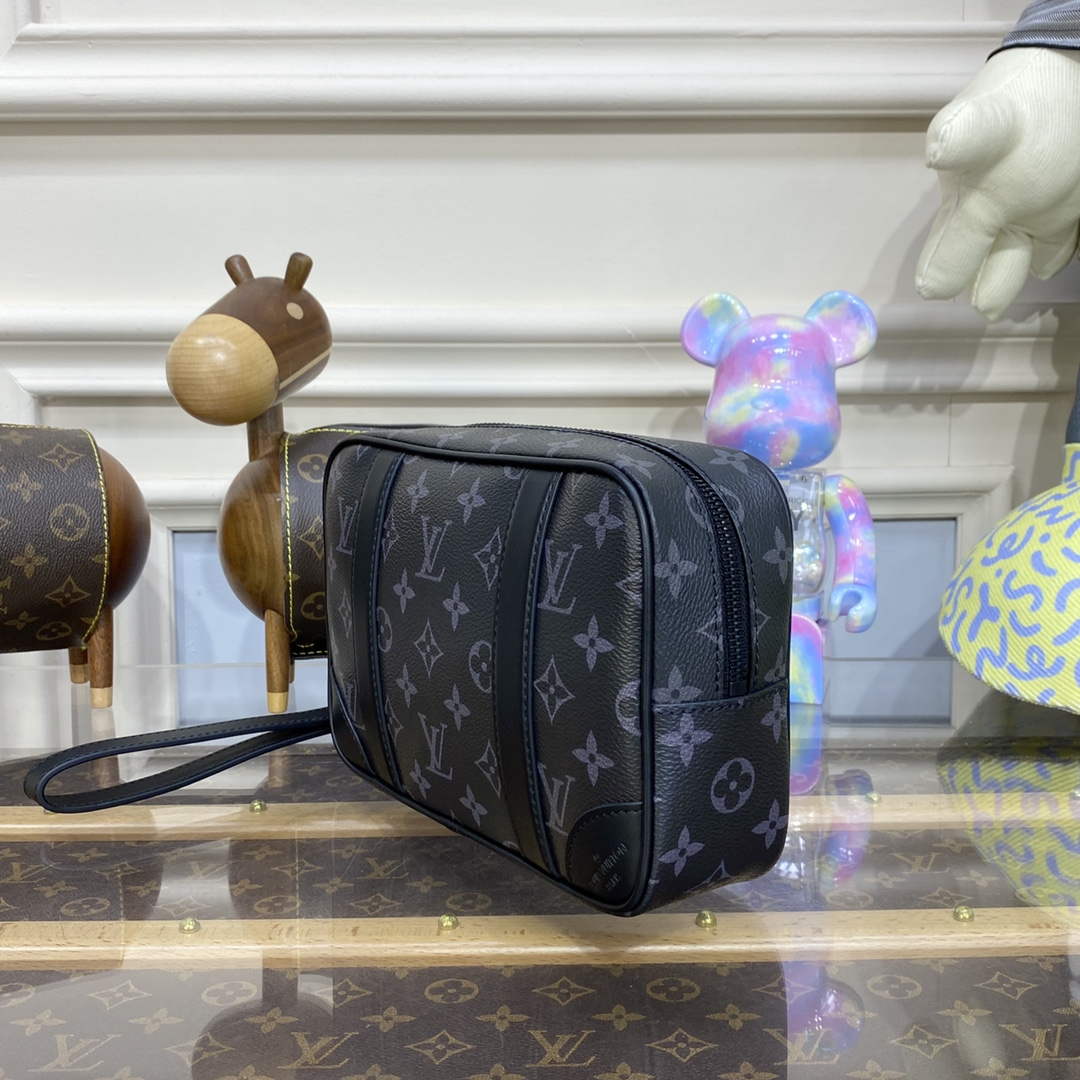 LV M82076 Louis Vuitton Pochette Kasai - Default Title - View 3