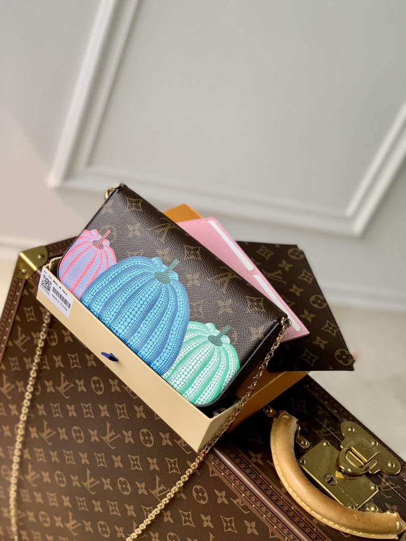 LV M82108 Louis Vuitton LV x YK F¨¦licie Pochette - Default Title - View 2