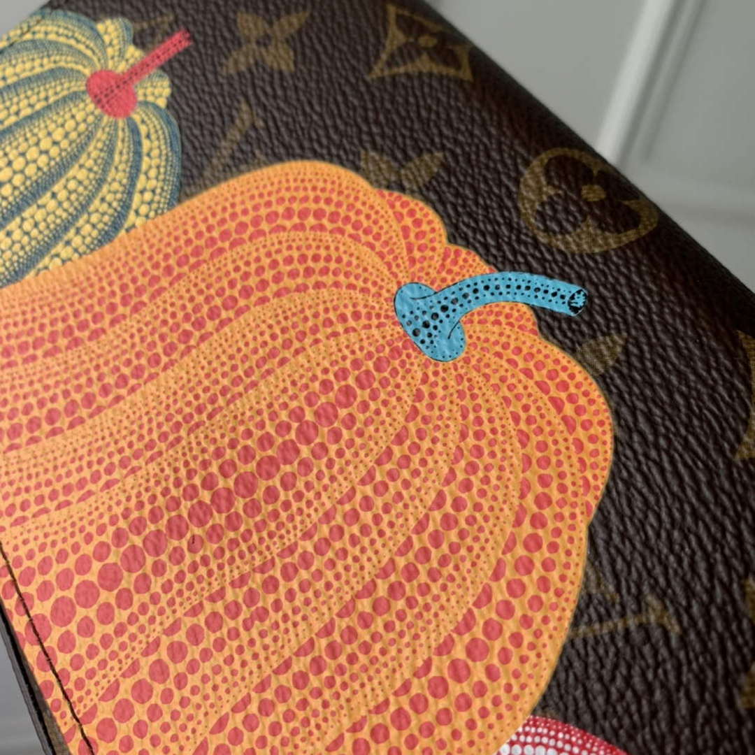 LV M82108 Louis Vuitton LV x YK F¨¦licie Pochette