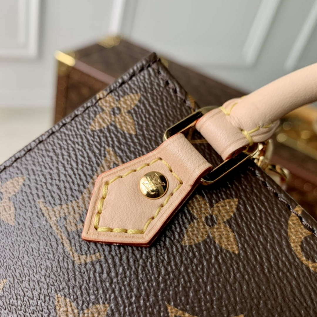 LV M82112 Louis Vuitton LV x YK Petit Sac Plat Bag - Default Title - View 4