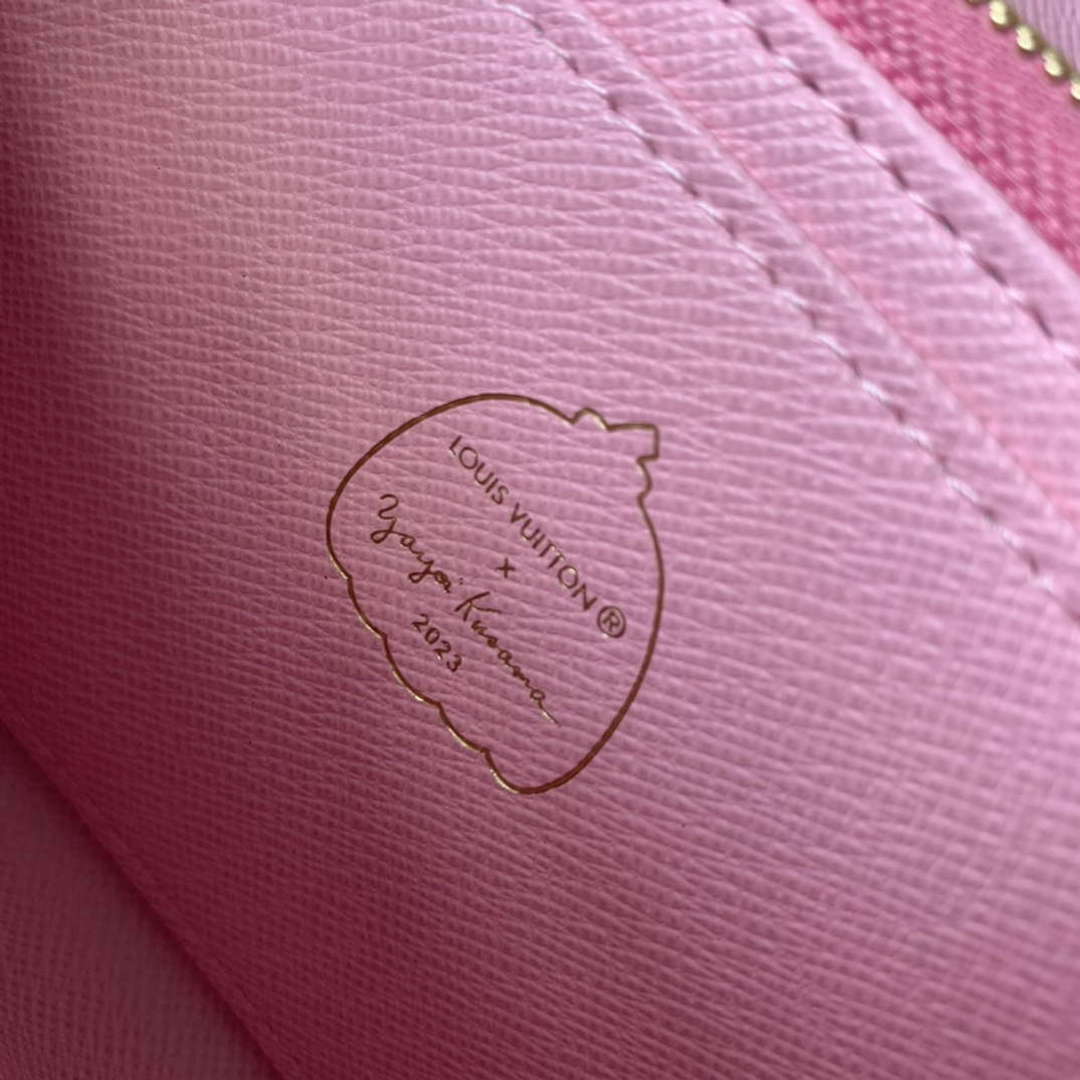 LV M82114 Louis Vuitton LV x YK Sarah Wallet