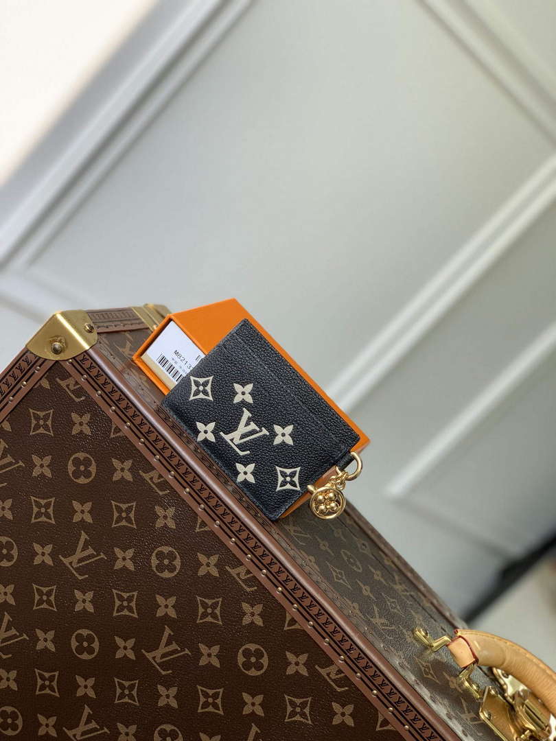 LV M82132 Louis Vuitton LV Charms Card Holder Black silk screen - Default Title - View 1
