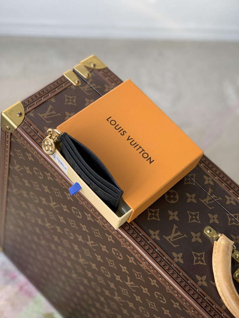 LV M82132 Louis Vuitton LV Charms Card Holder Black