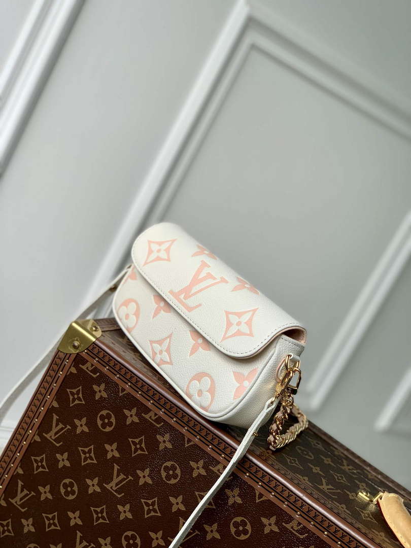 LV M82211 Louis Vuitton Wallet On Chain Ivy Bag Off-white/pink - Default Title - View 3
