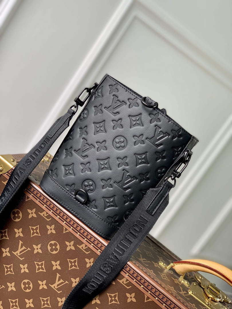LV M82248 Louis Vuitton Noe Sling Bag Black - Default Title - View 2