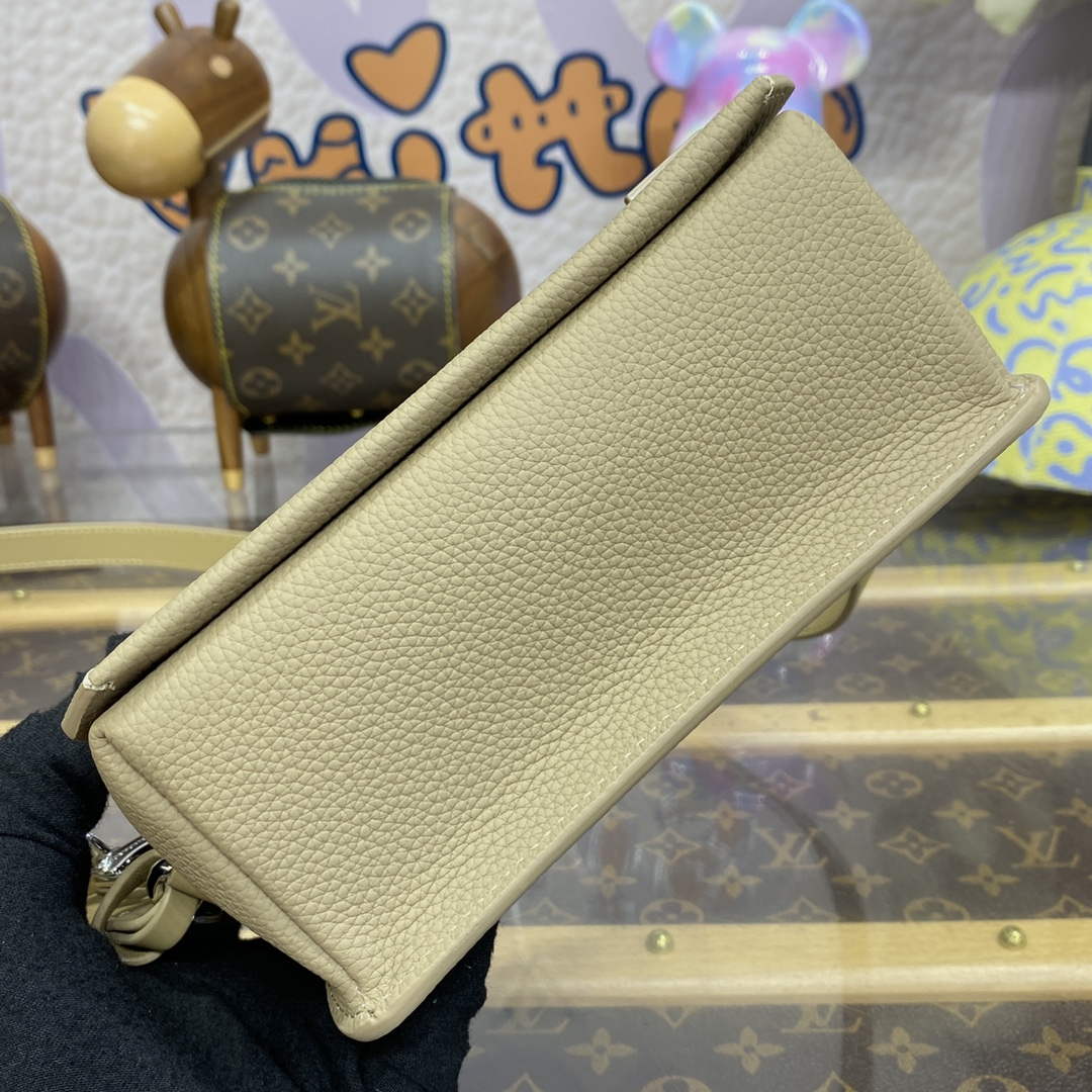 LV M82281 Louis Vuitton Fastline Wearable Wallet Sage - Default Title - View 4