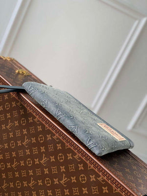 LV M82313 Louis Vuitton Pochette To-Go Bag - Default Title - View 3
