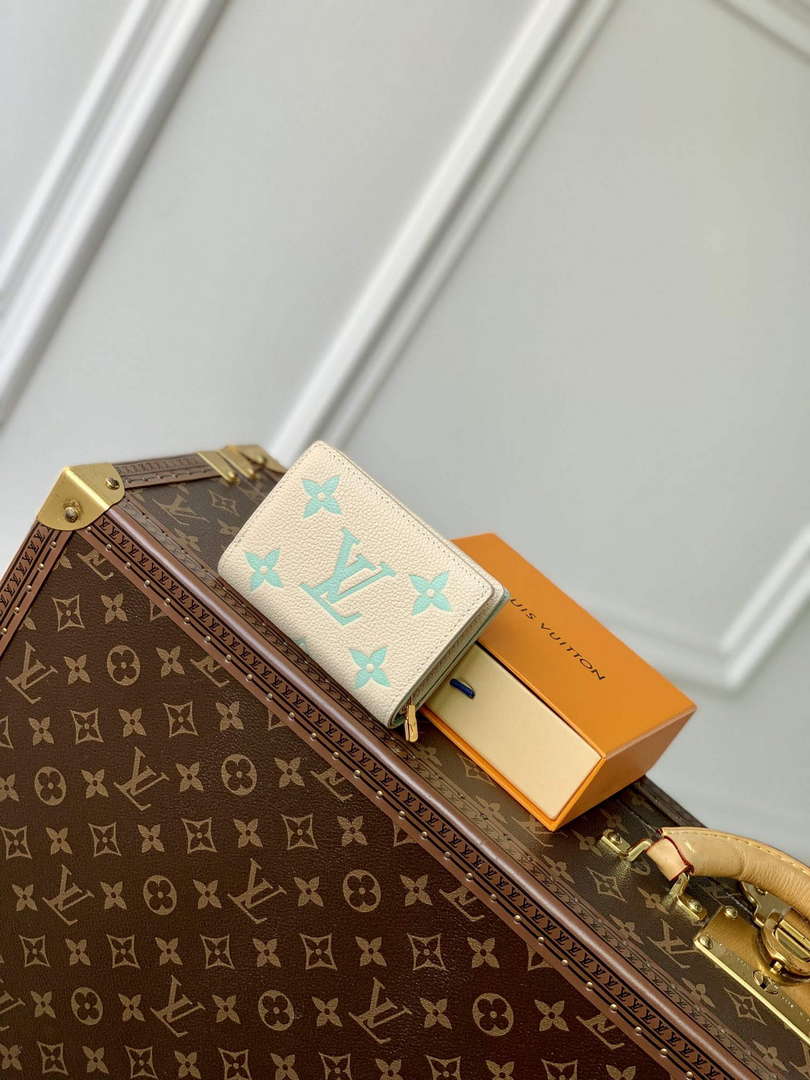 LV M82330 Louis Vuitton Cl¨¦a Wallet Matcha Green