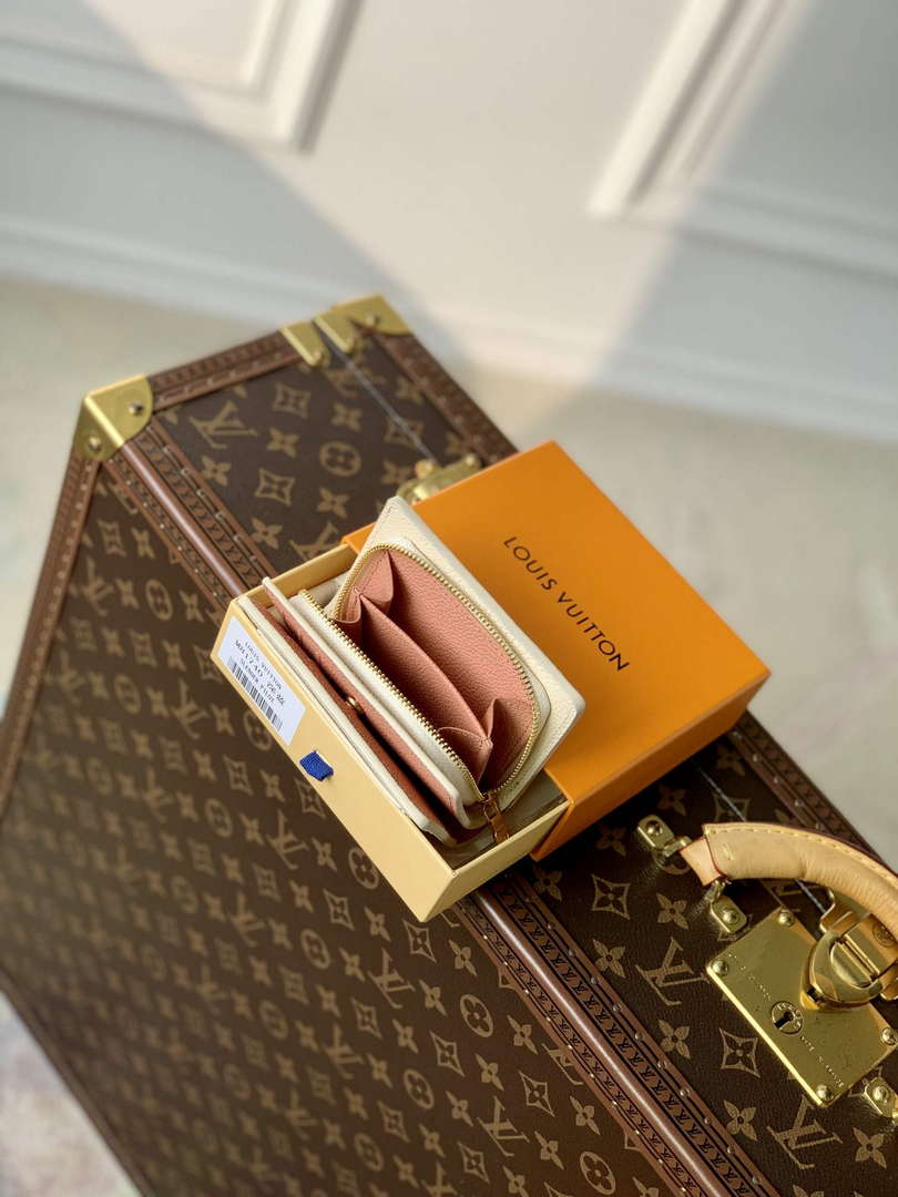 LV M82330 Louis Vuitton Cl¨¦a Wallet Pink