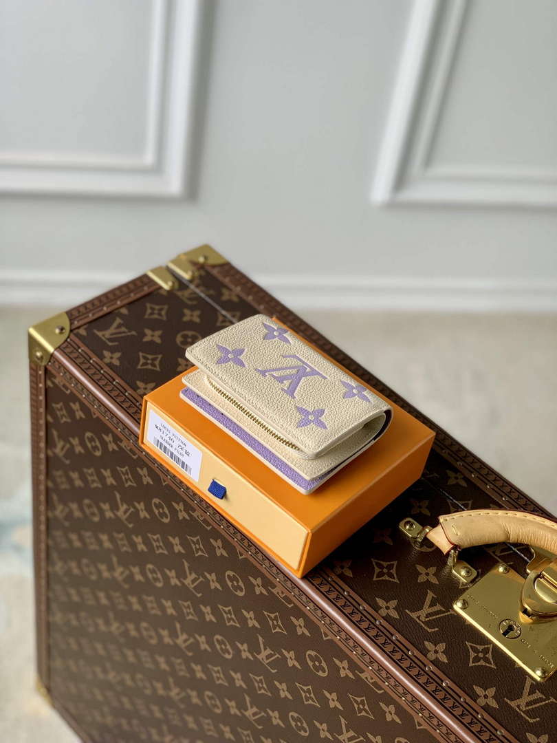 LV M82330 Louis Vuitton Cl¨¦a Wallet Taro Purple