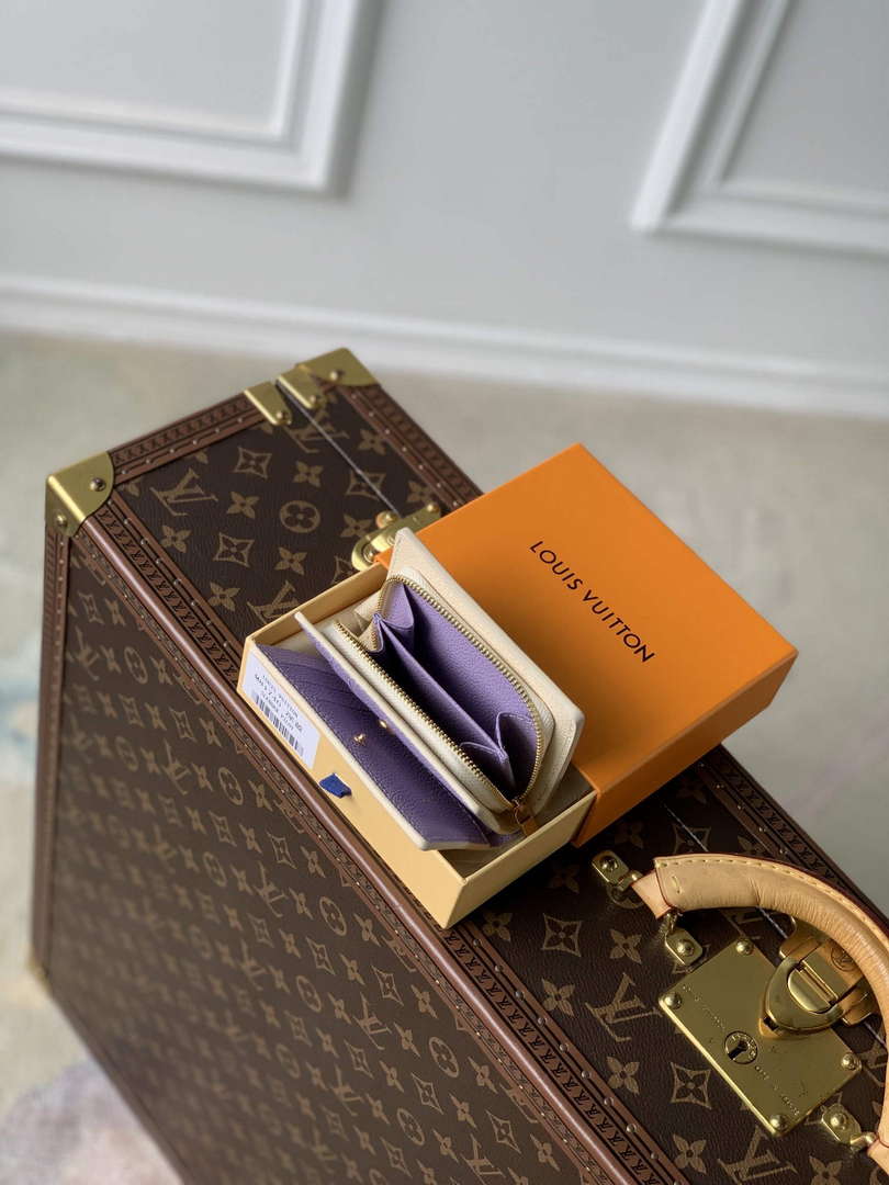 LV M82330 Louis Vuitton Cl¨¦a Wallet Taro Purple