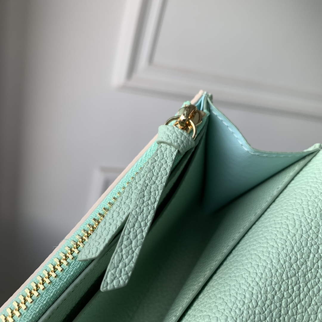 LV M82341 Louis Vuitton Emilie Wallet Matcha green