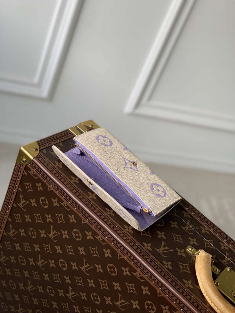 LV M82341 Louis Vuitton Emilie Wallet Taro Purple