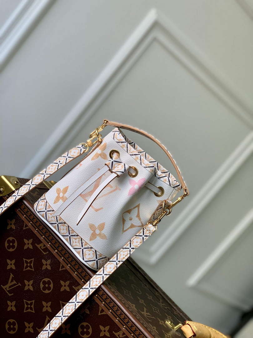 LV M82386 Louis Vuitton Nano No¨¦ Bucket Bag Apricot
