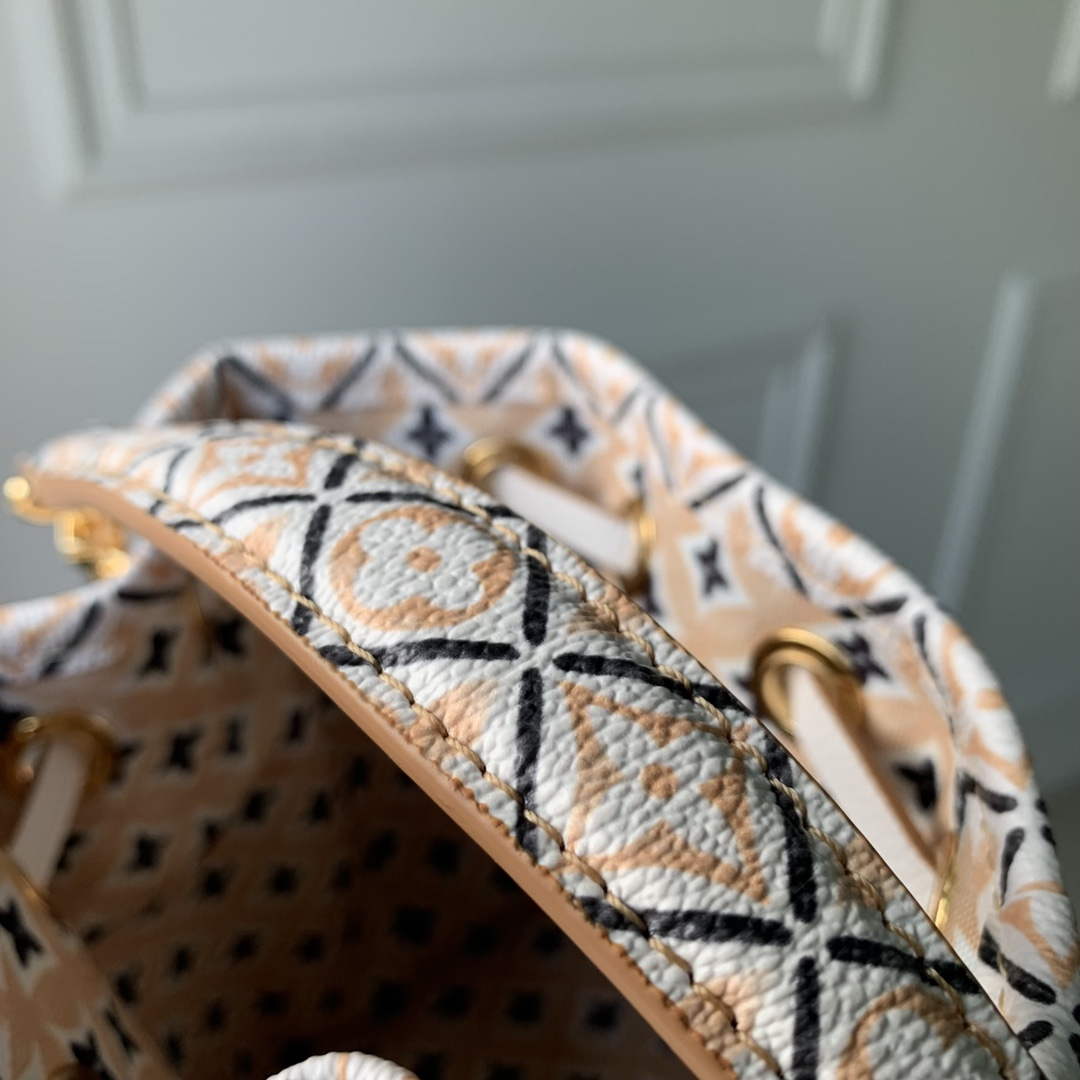 LV M82386 Louis Vuitton Nano No¨¦ Bucket Bag Apricot