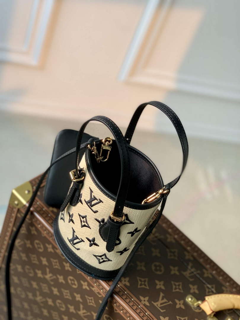 LV M82418 Louis Vuitton Nano Bucket Bag Black - Default Title - View 7