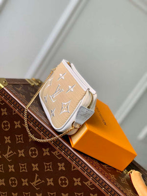 LV M82472 Louis Vuitton Mini Pochette Accessoires White - Default Title - View 7
