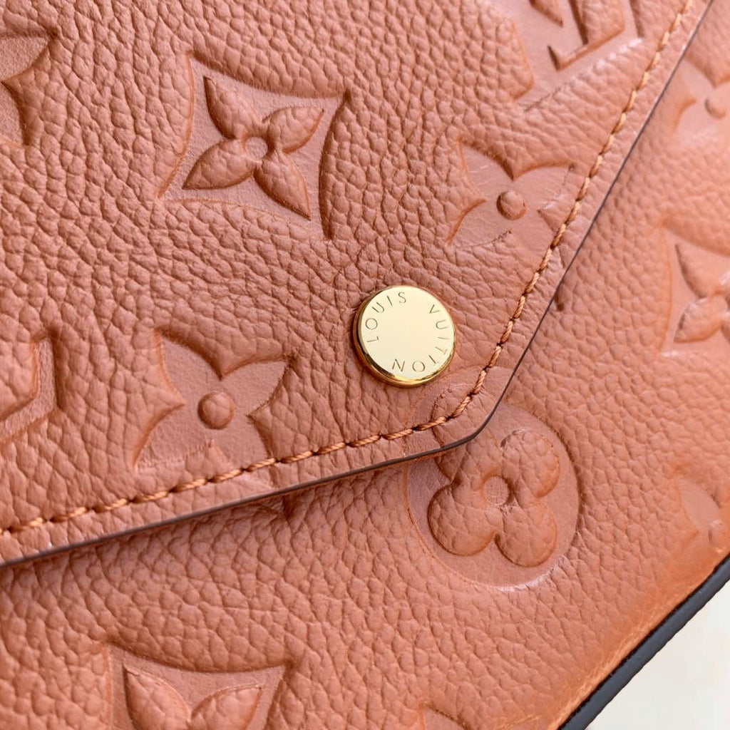 LV M82477 Louis Vuitton Pochette F¨¦licie Bag Tan
