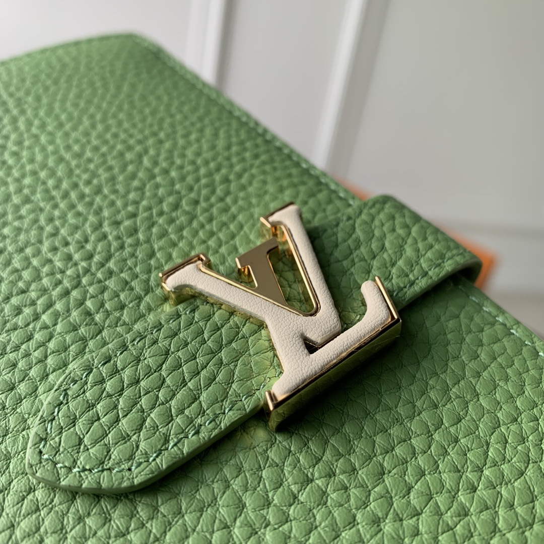 LV M82512 Louis Vuitton LV Vertical Wallet Vert Noto Green - Default Title - View 3