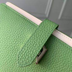 LV M82512 Louis Vuitton LV Vertical Wallet Vert Noto Green - Default Title - View 5