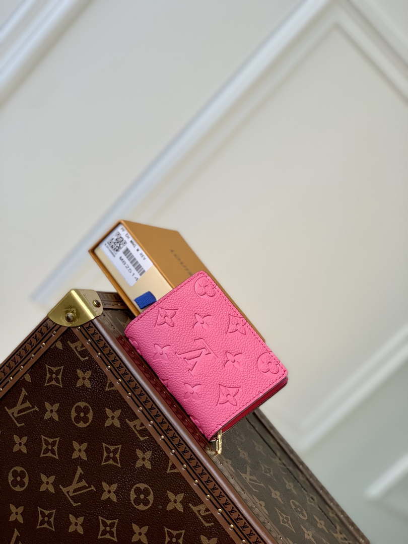 LV M82514 Louis Vuitton Cl¨¦a Wallet Monogram empreinte Rose Red