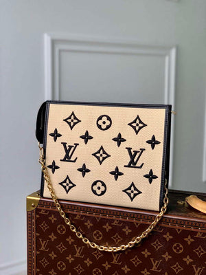LV M82521 Louis Vuitton Toiletry Pouch On Chain Bag Black - Default Title - View 2