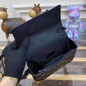 LV M82534 Louis Vuitton Steamer Wearable Wallet Radiant Sun - Default Title - View 9