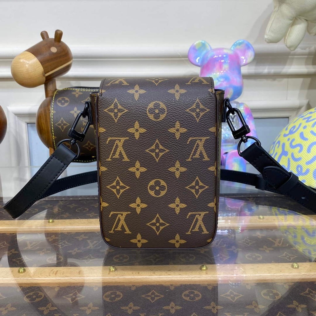 LV M82535 Louis Vuitton S-Lock Vertical Wearable Wallet Radiant Sun