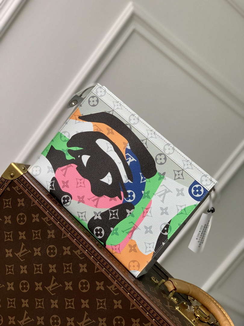 LV M82589 Louis Vuitton Pochette Voyage White - Default Title - View 2