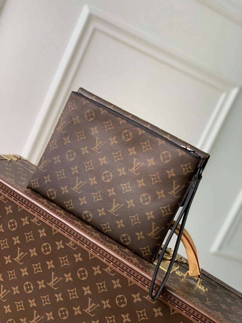 LV M82598 Louis Vuitton Pochette S-Lock Brown - Default Title - View 2