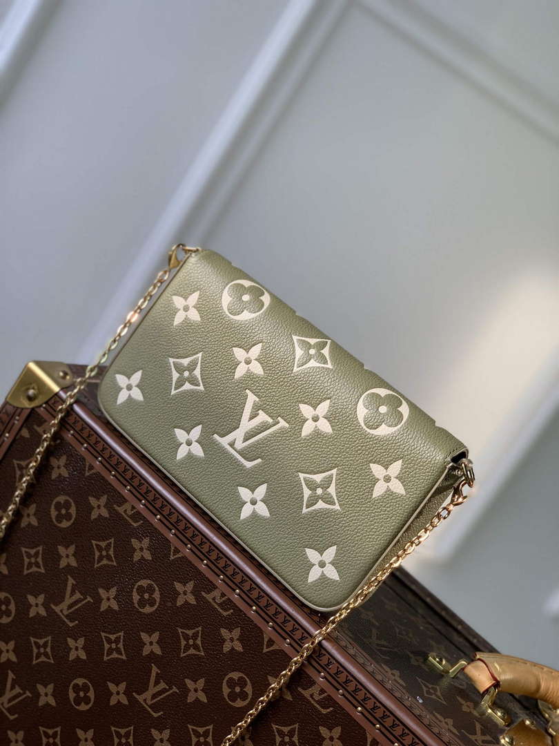 LV M82610 Louis Vuitton F¨¦licie Pochette Bag Grass green
